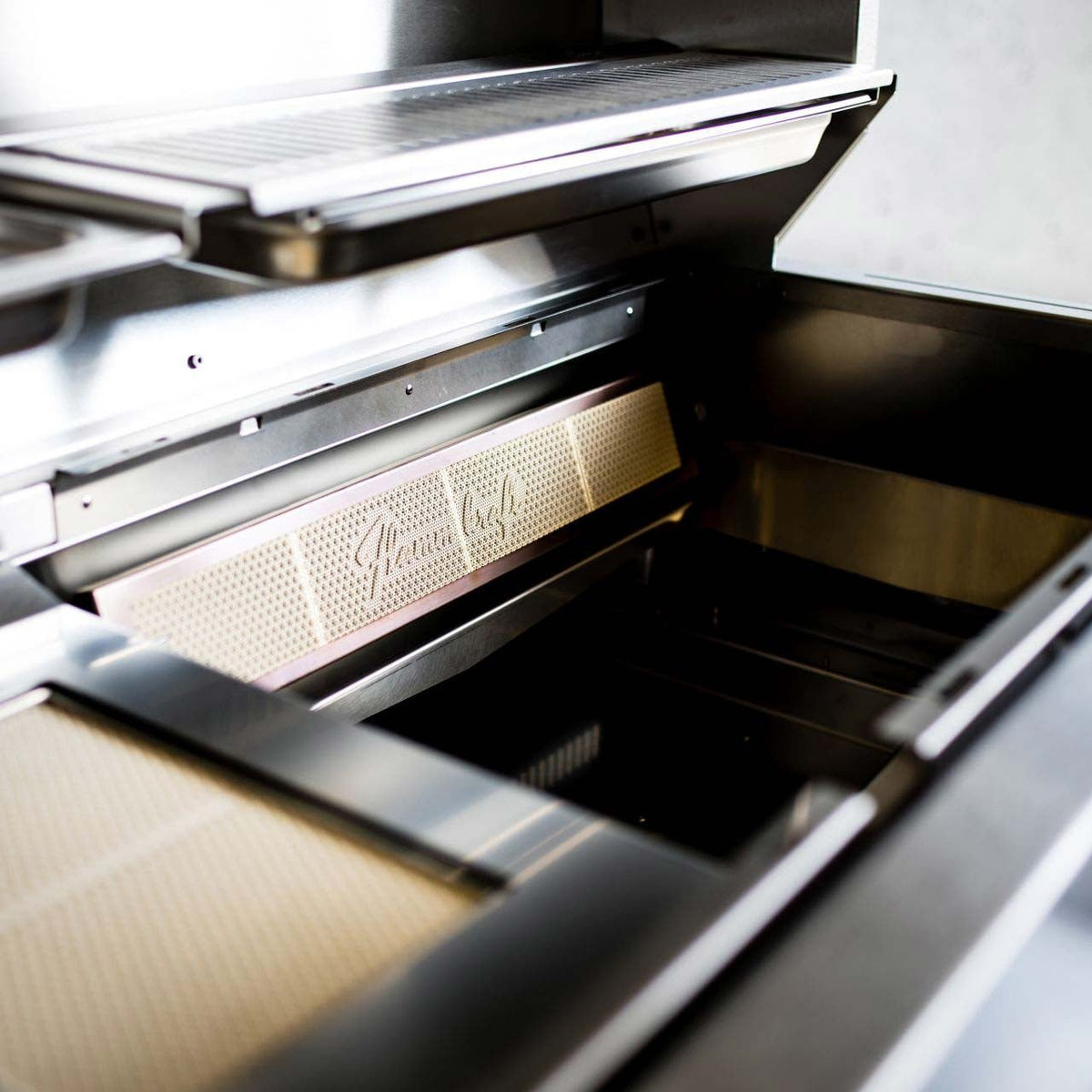 Flammkraft Gasgrill Block D Gen.5 Elfenbeinschwarz - Grillstar.deFlammkraft Gasgrill Block D Gen.5 ElfenbeinschwarzFlammkraftGrillstar.deD07E50EU0039067432752