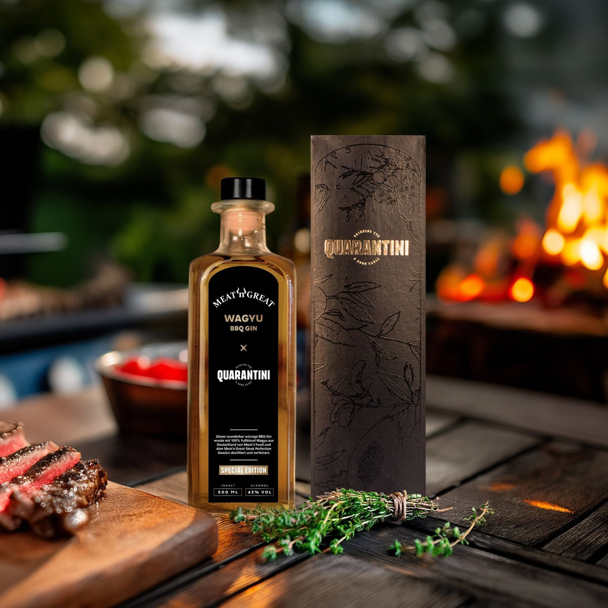 Quarantini × Meat'n'Great Wagyu BBQ Gin (nur 111 Packages) - Grillstar.deQuarantini × Meat'n'Great Wagyu BBQ Gin (nur 111 Packages)AlkoholBABOSSAGrillstar.de