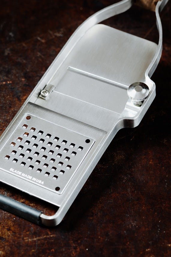 Microplane Trüffel - Profi 2in1 - Hobel & Reibe - Grillstar.deMicroplane Trüffel - Profi 2in1 - Hobel & ReibeMicroplaneGrillstar.de43313