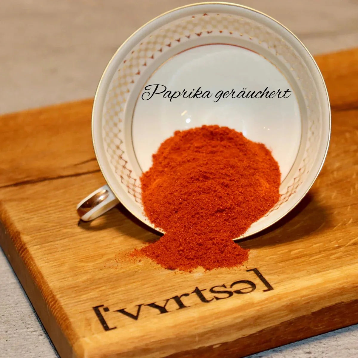 ['Vyrtse] Paprika rot geräuchert, 60g